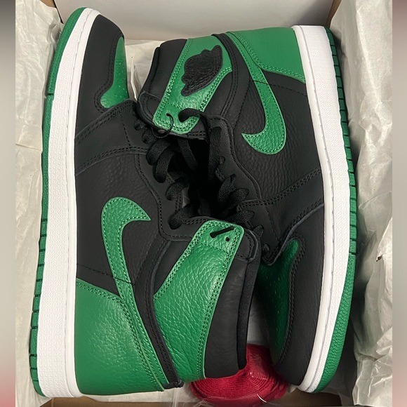 nike jordan 1 low green toe